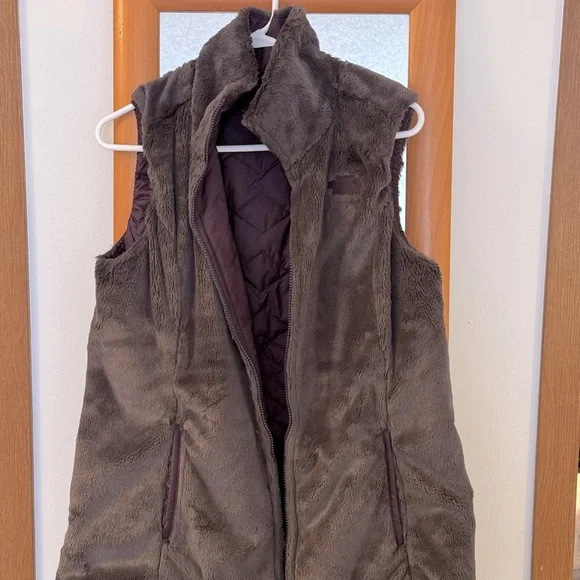 Northface Reversible Vest Size L - Picture 3 of 4
